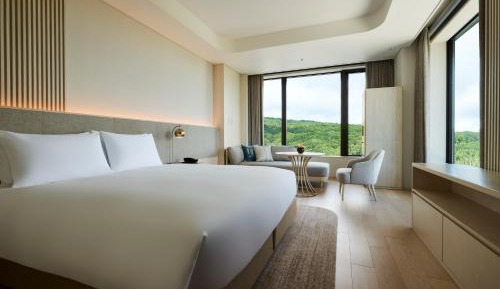 Corner Superior Room, Weiss Mountain View, King
