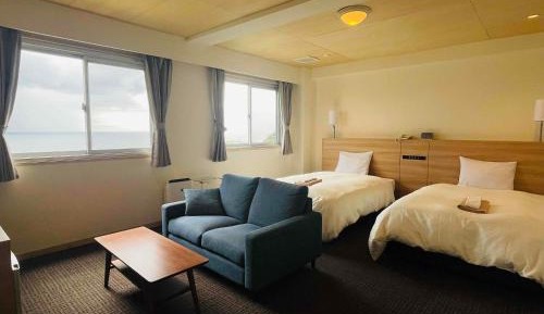 Standard Twin Room with Sea View