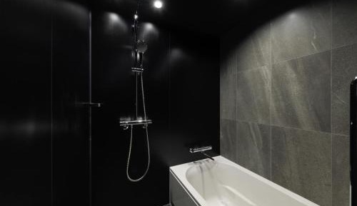 Privilege Queen Room with Washing Machine