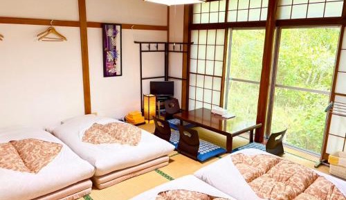 Japanese-Style Room
