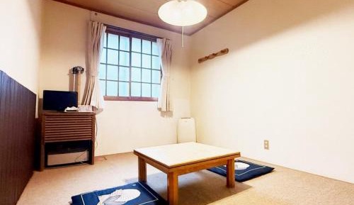 Economy Twin Room