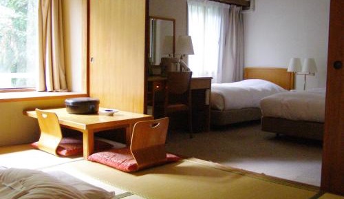 Room with Tatami Area - Smoking