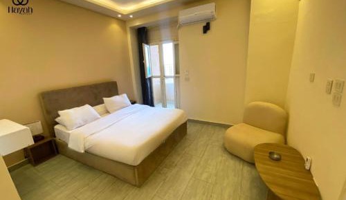 Deluxe Double Room with Side Sea View