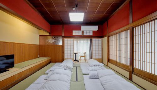 Japanese-Style Room
