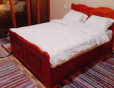 Deluxe Room (2 Adults + 1 Child)