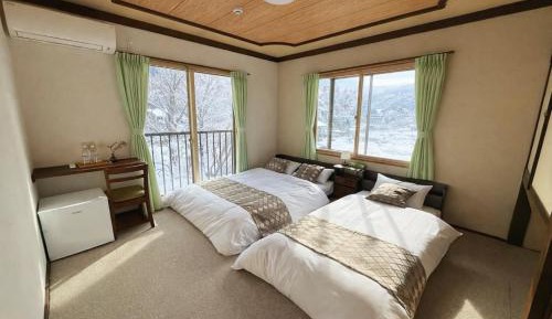 Triple Room with Mountain View