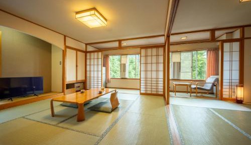 Japanese-Style Room