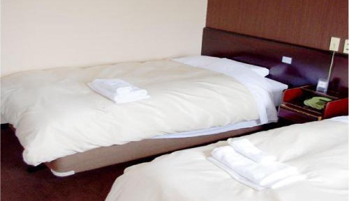 Twin Room with Extra Bed - Non-Smoking