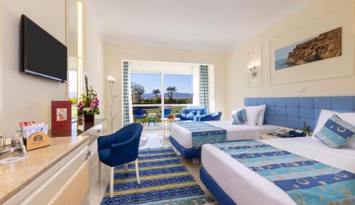 Superior Pool View Room