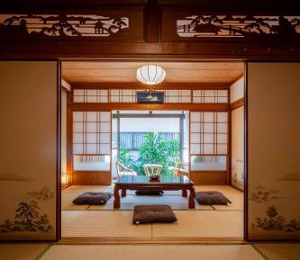 Japanese-Style Room