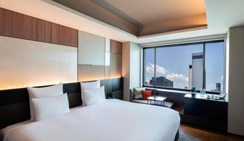 Deluxe Executive King Room with Lounge Access