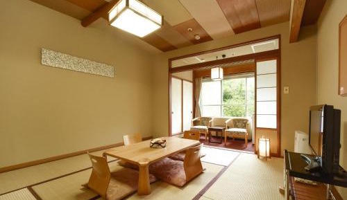 Casual Japanese-Style Room with Shred Bathroom - Non-Smoking