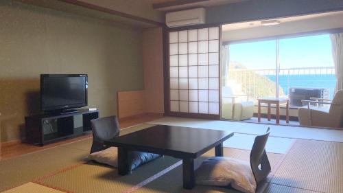 Annex K Japanese-Style Room  (10 Tatami) with private Toilet and shared Bath