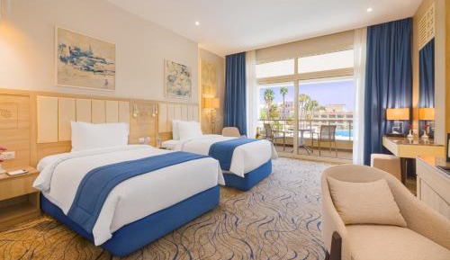 Deluxe Double or Twin Room with Pool View