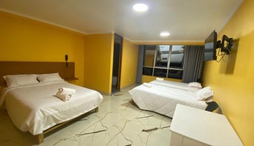 Deluxe Family Room