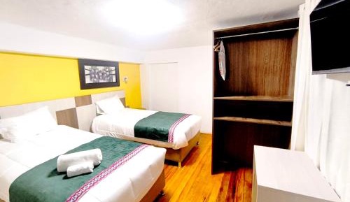 Twin Room with Private External Bathroom
