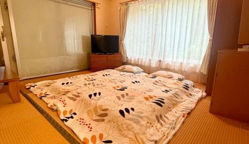 Japanese-Style Room