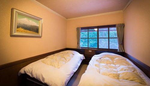 Twin Room with Shared Bathroom