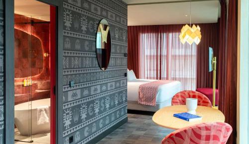 Nhow Suite