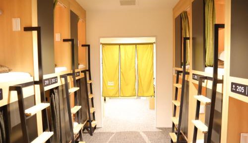 Bunk Bed in Mixed Dormitory Room with shared Bathroom - Non-Smoking