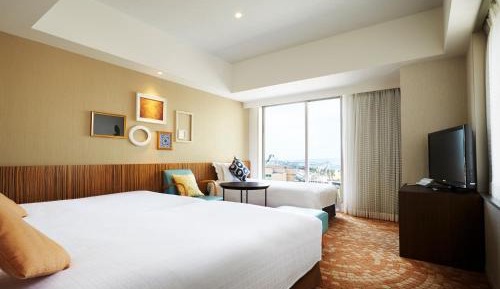 Superior Corner Twin Room with Extra Bed - Non-Smoking