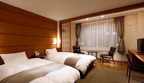 Standard Twin Room with Shower (Twin B)