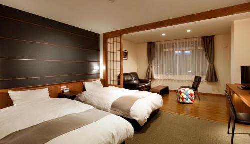 Superior Twin Room with Shower (Twin A)
