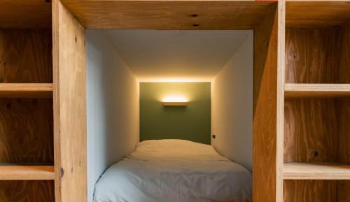 Single Bed in Mixed Dormitory Room