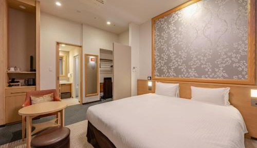 Grace Double Room with No Window - Semi Basement - Non-Smoking