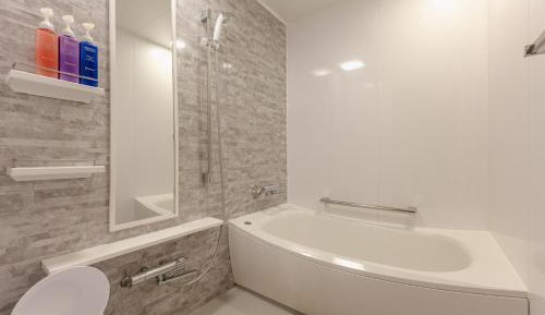 Grace Twin Room with No Window - Semi Basement - Non-Smoking