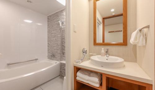 Villa Twin Room with No Window - Non-Smoking