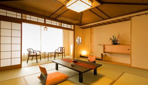 Japanese-Style Quadruple Room