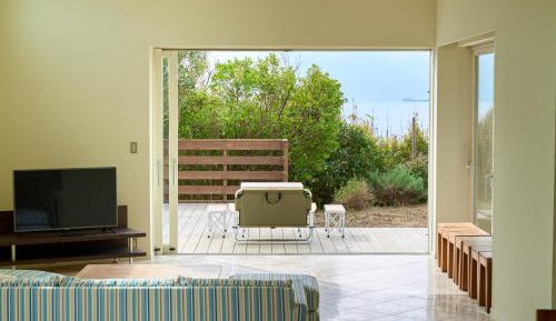 Villa - Beach Front
