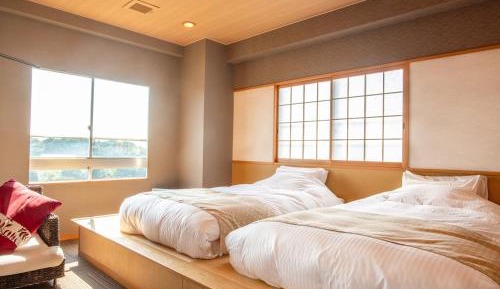 Deluxe Twin Room (6F)