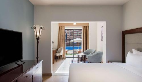 Superior Room - Pool View