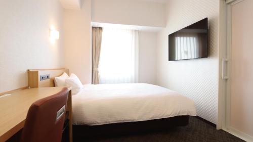 Single Room C - Non-Smoking