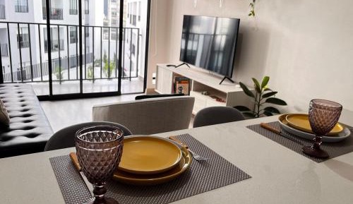 One-Bedroom Apartment with Balcony
