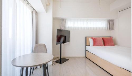One-Bedroom Apartment with Balcony