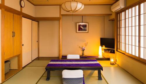 Japanese-Style Quadruple Room