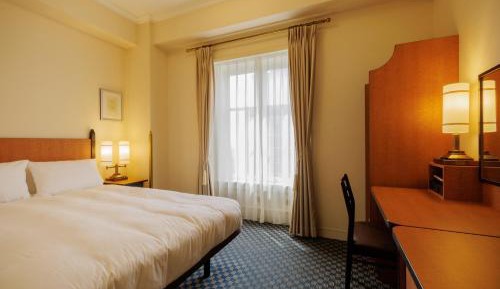 Top Floor Semi Double Room