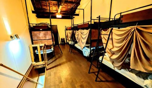 Bunk Bed in Mixed Dormitory Room