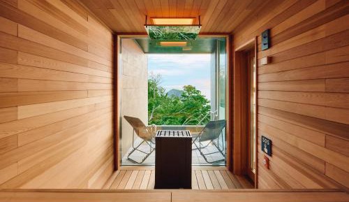 Twin Room with Tatami Area and Private Bathroom