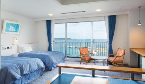 Room with Tatami area and Sea View