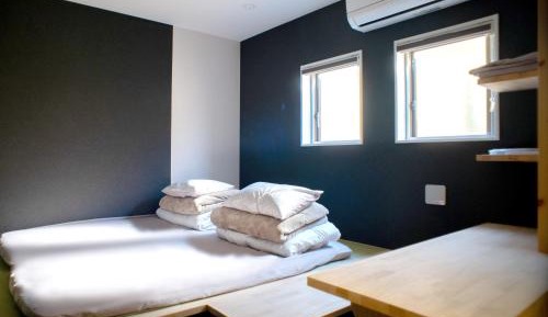 Double or Twin Room with Shower