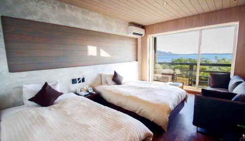 Standard Twin Room with Ocean View
