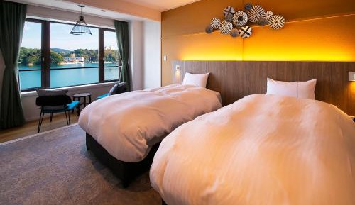 Twin Room with Sea View