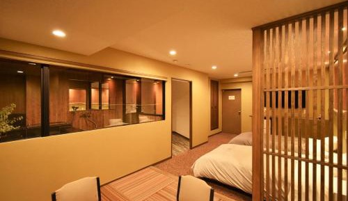 Suite with Spa Bath