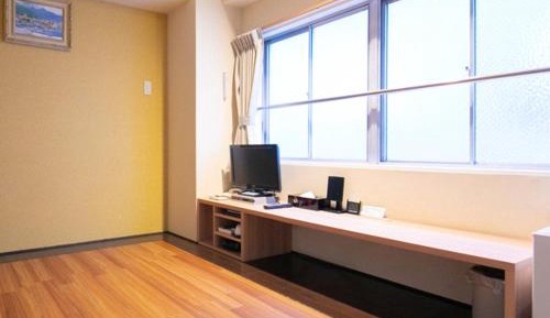 Room with Wooden Floor with Futon 13㎡