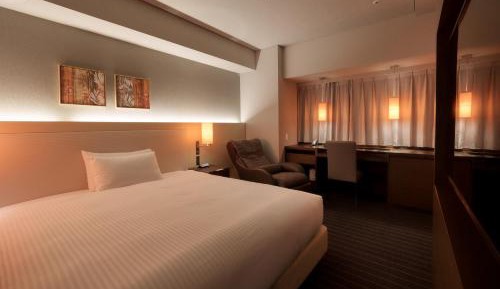 Queen Room with Massage Chair (2 Adults) - Non-Smoking
