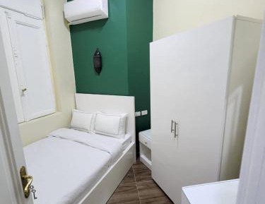 Single Room with Shared Bathroom